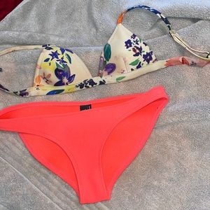 Triangl bikini